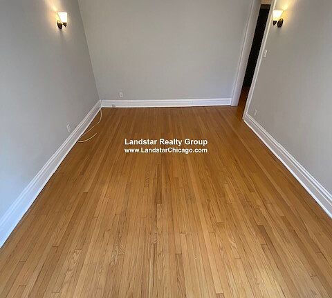 2nd image of 4518 N Wolcott Ave APT 1B