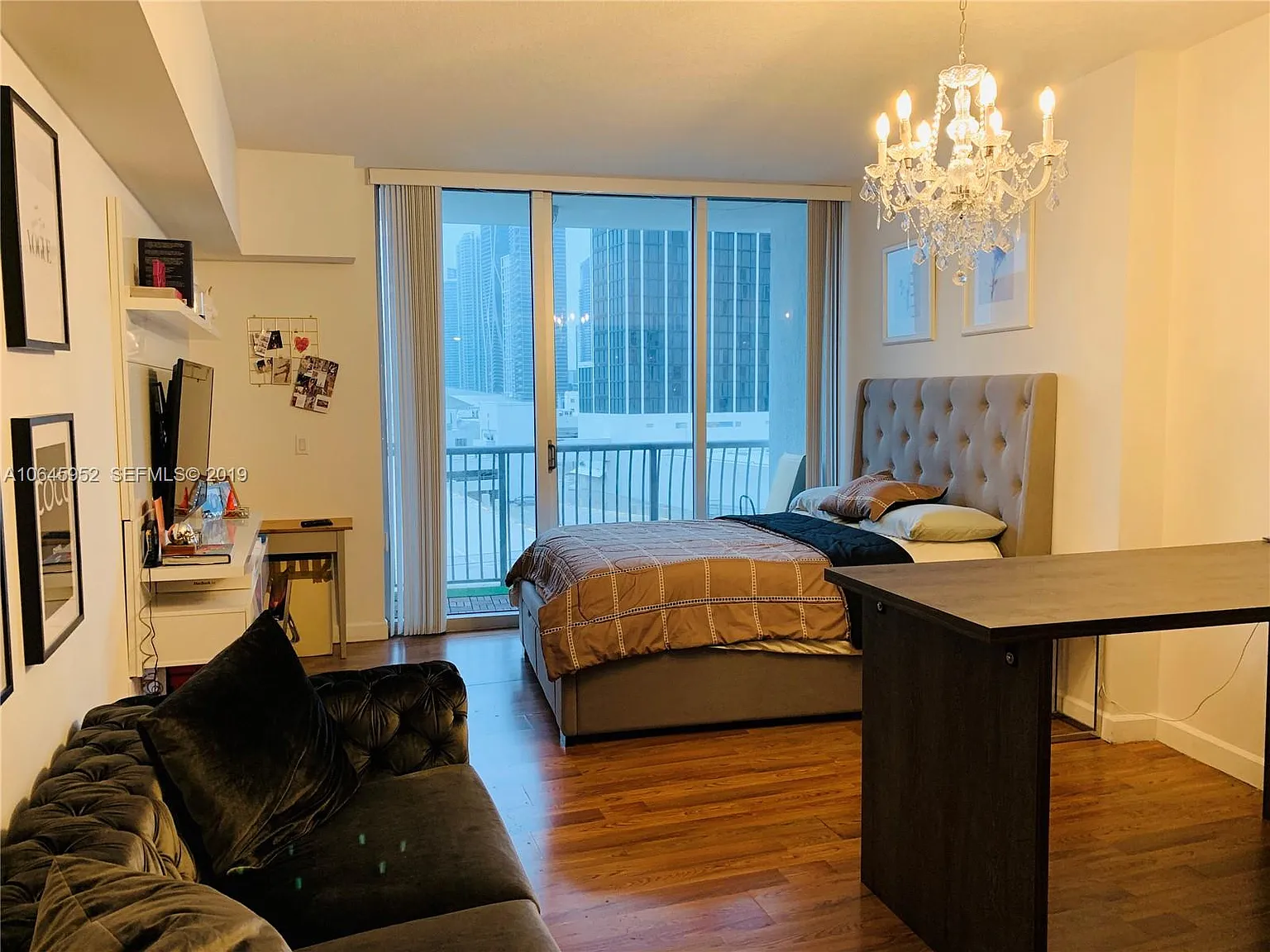 Studio, 405 sqft, $1,900 — Photo 4