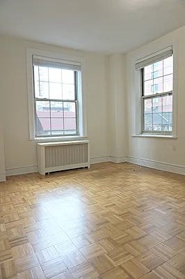 Rented by Metropolitan Equities | media 16