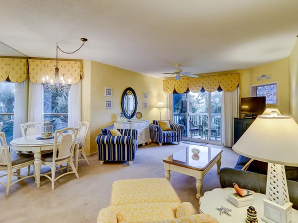 77 Ocean Ln APT 109, Hilton Head Island, SC 29928