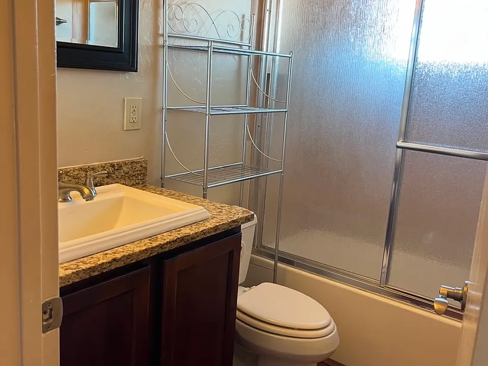 55 N Cherry Ave #203