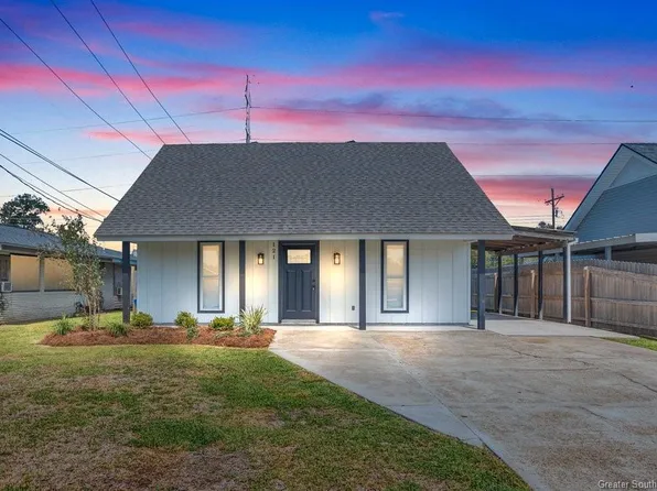 121 W Lee St, Sulphur, LA 70663
