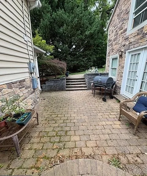 407 W Main St — Photo 28