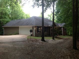 155 Red Oak Rd, Hull, GA 30646