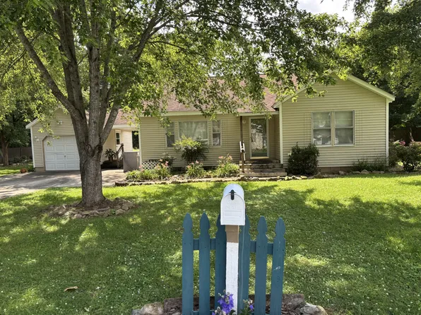 1019 Dennis Ave, Jasper, TN 37347