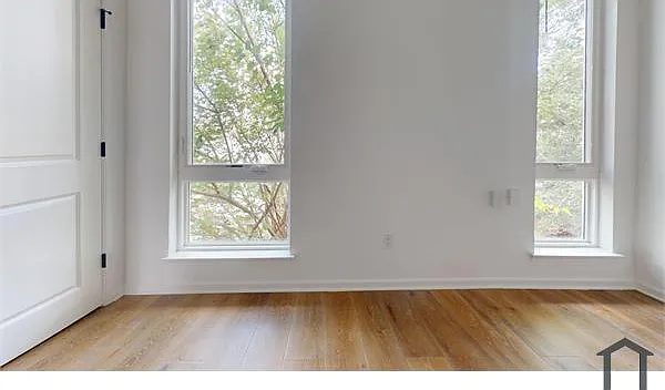 5225 Walnut St #4 — Photo 6