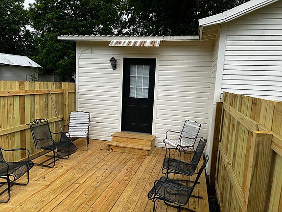 2nd image of 301 Saint Julien Ave