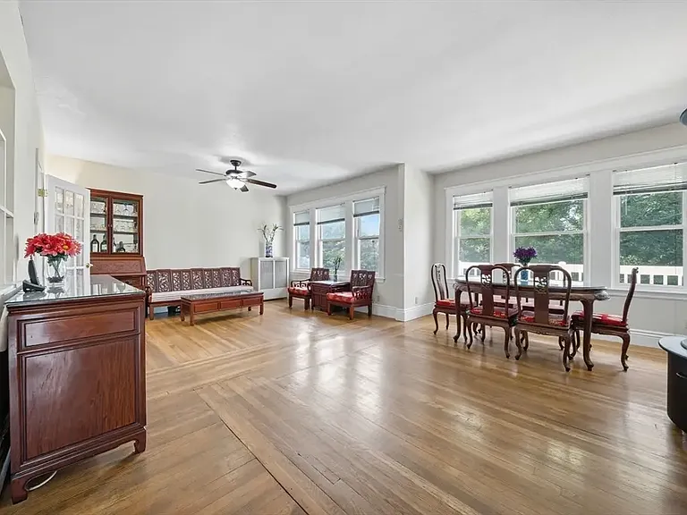 28 Verndale St #2 — Photo 2