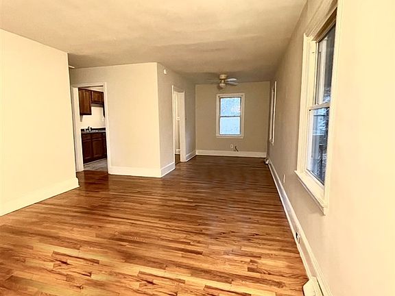 2nd image of 238 W Wood St