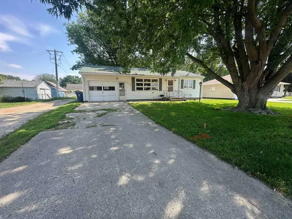 213 W Greene St, Paullina, IA 51046