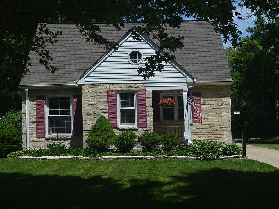 2nd image of 7473 N Lombardy Rd