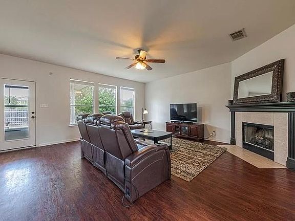 5th image of 105 Meadowlark Ln