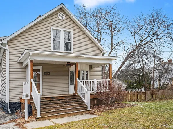 1539 Park Ave, Bay City, MI 48708