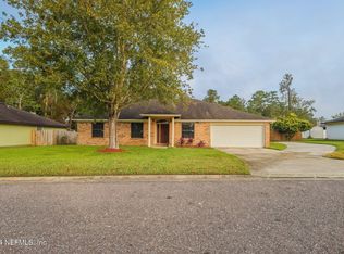 5821 Copper Creek Dr, Jacksonville, FL 32218