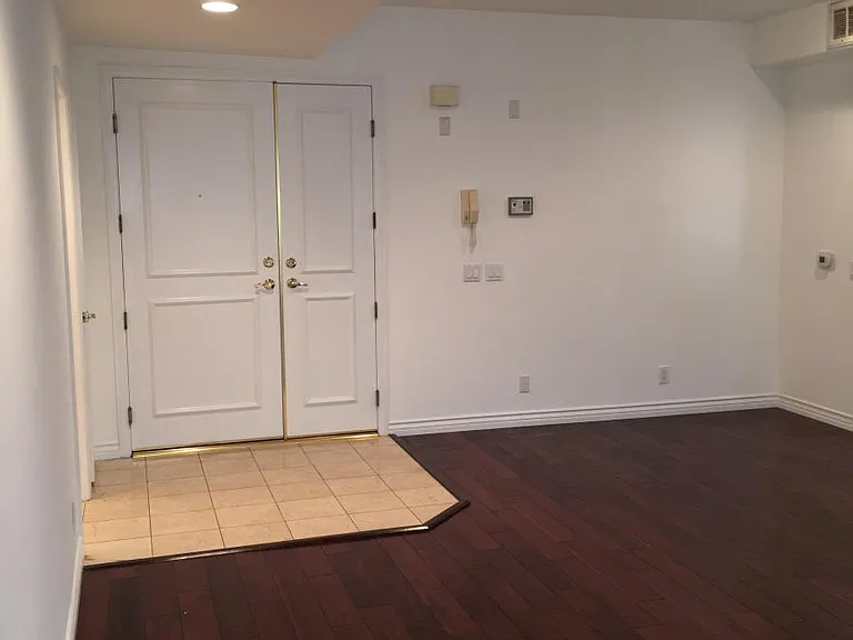 entrance marble tiles