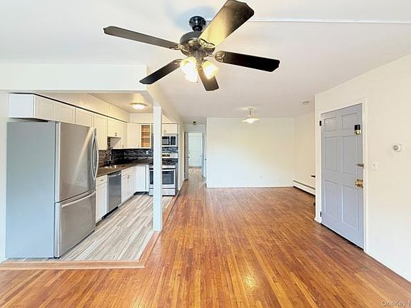 3rd image of 14407 101st Ave Floor 2