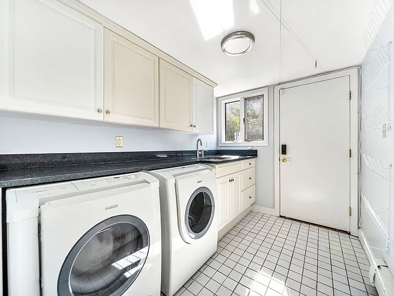 39 Kings Grant Rd — Photo 13