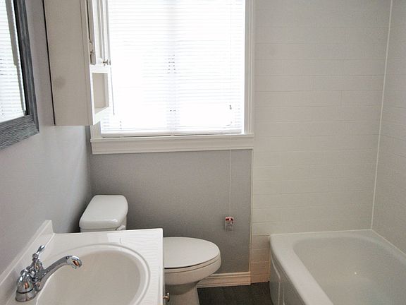 5th image of 1510 Karen Ave
