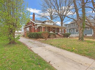 812 Hillsboro Ave, Edwardsville, IL 62025