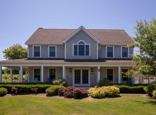 106 Clevelandtown Rd, Edgartown, MA 02539
