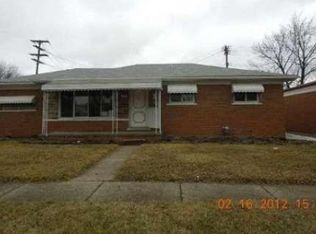 18713 Northway St, Roseville, MI 48066