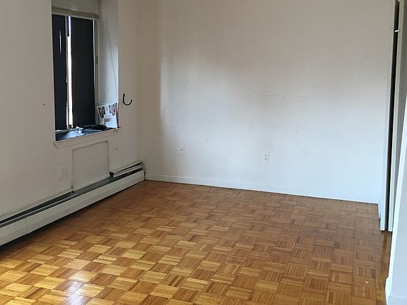 3rd image of 13949 Barclay Ave #006K