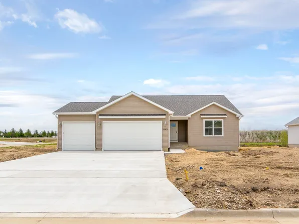 1645 Dalton St, Jesup, IA 50648