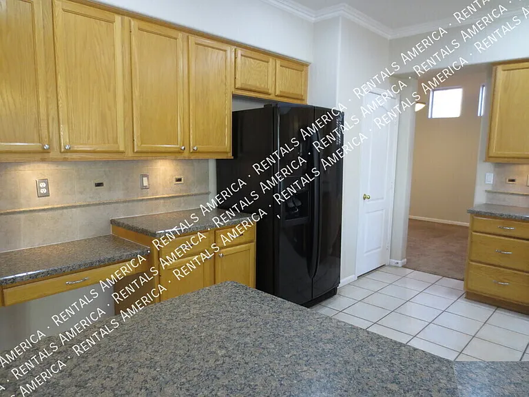 2671 S Leonard Pl — Photo 10