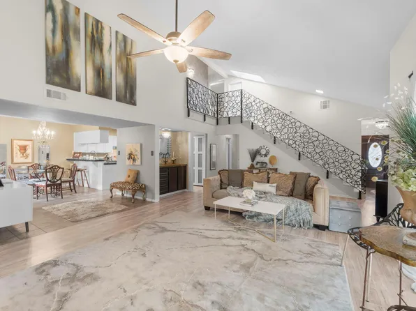 154 April Wind Ct, Montgomery, TX 77356