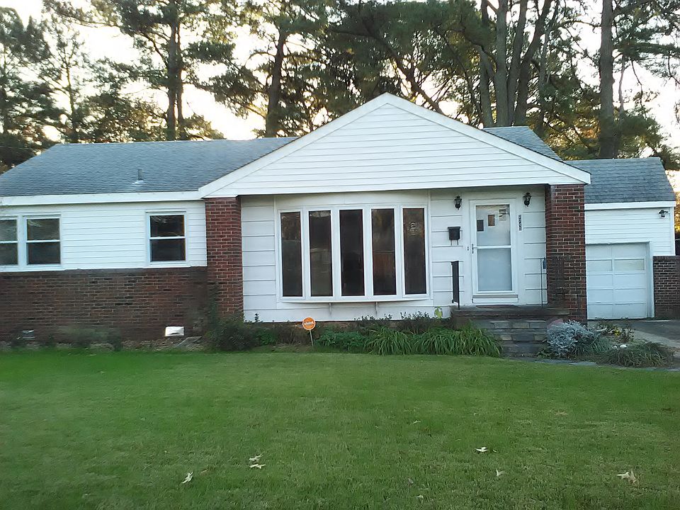 2745 Heutte Drive, Norfolk, 