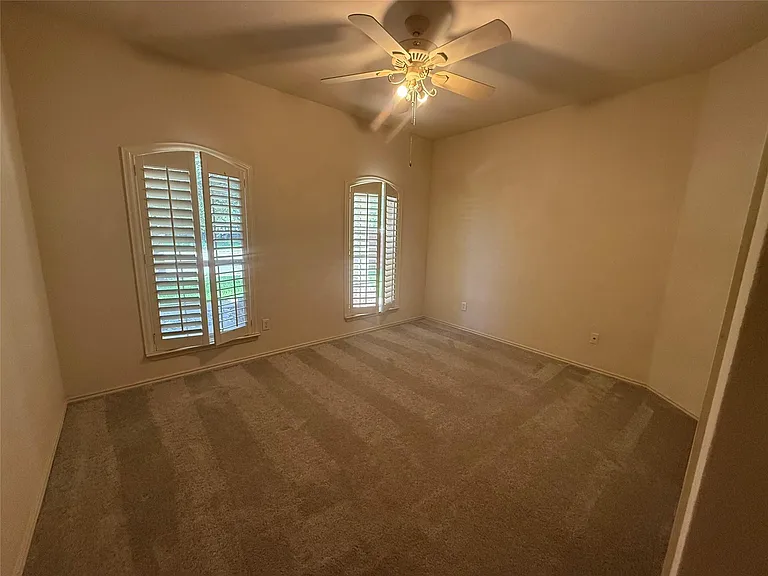 3314 Blue Ridge Dr — Photo 9