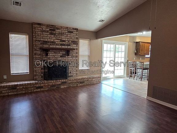 4th image of 1012 Cooper Ln