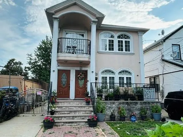9444 214th Street, Queens Village, NY 11428