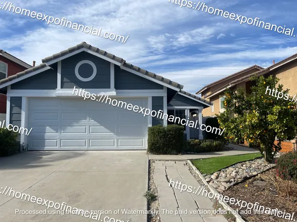 946 Dolphin Dr, Perris, CA 92571