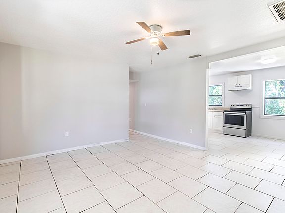 4th image of 171 Homburg Pl