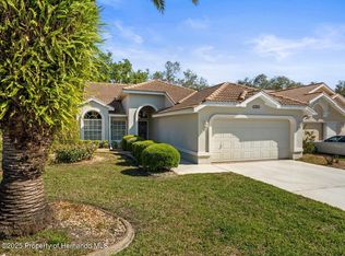 9355 French Quarters Cir, Weeki Wachee, FL 34613