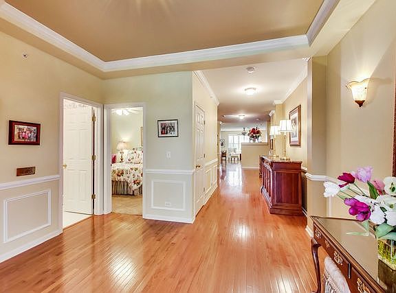 4th image of 5952 Eton Dr