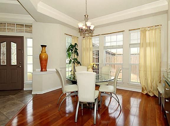 3rd image of 7939 Wood Ct