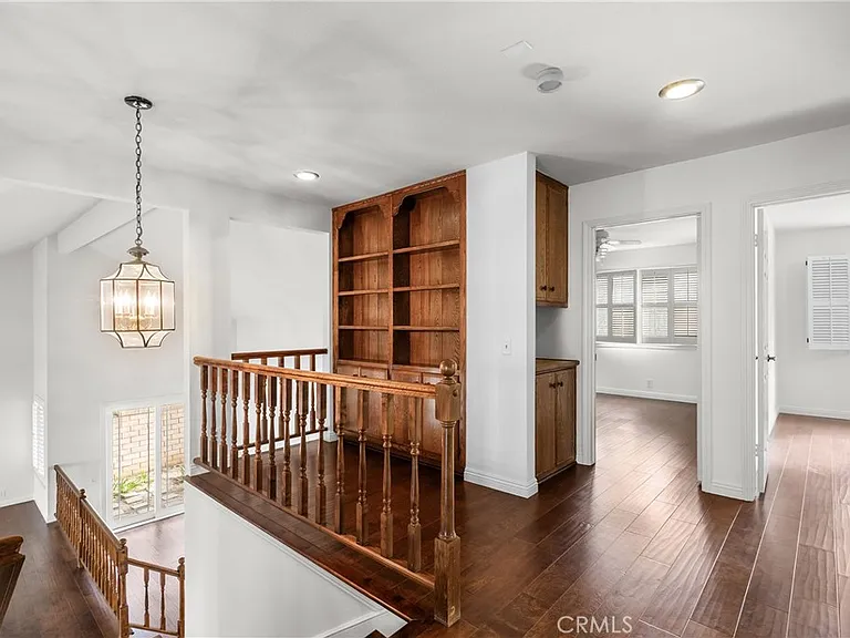 11861 Darby Ave — Photo 22