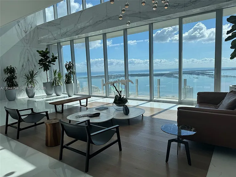300 Biscayne Boulevard Way #3805W — Photo 31