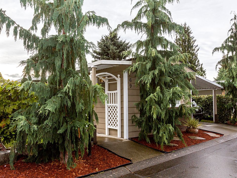 1st image of 707 37th St SE Trailer 69