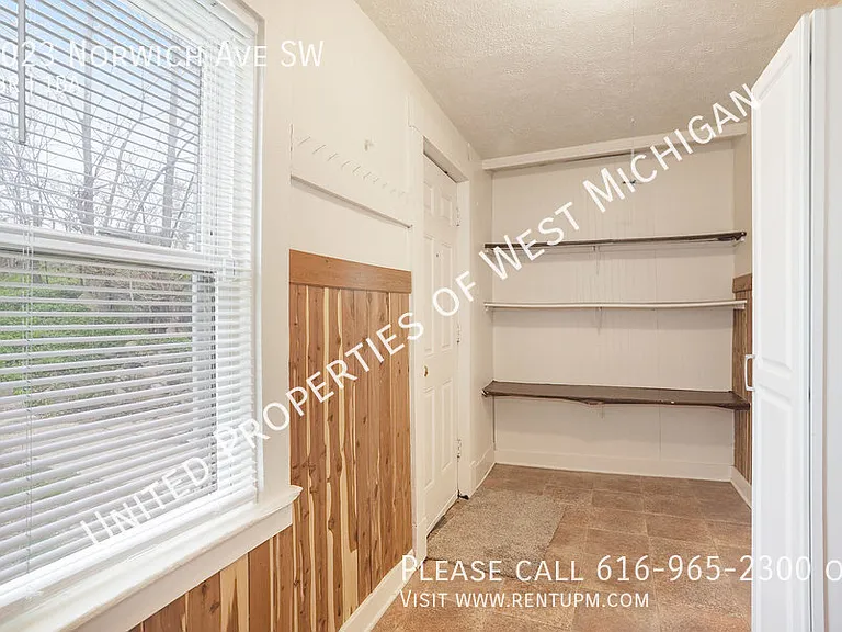 1023 Norwich Ave SW — Photo 14