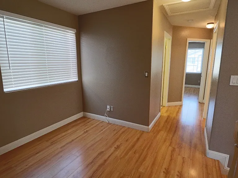 9747 Clifford Walk Ave — Photo 7