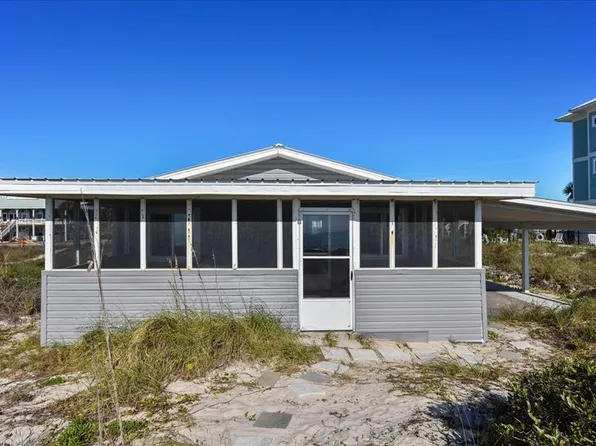 1032 E Gorrie Dr, Eastpoint, FL 32328