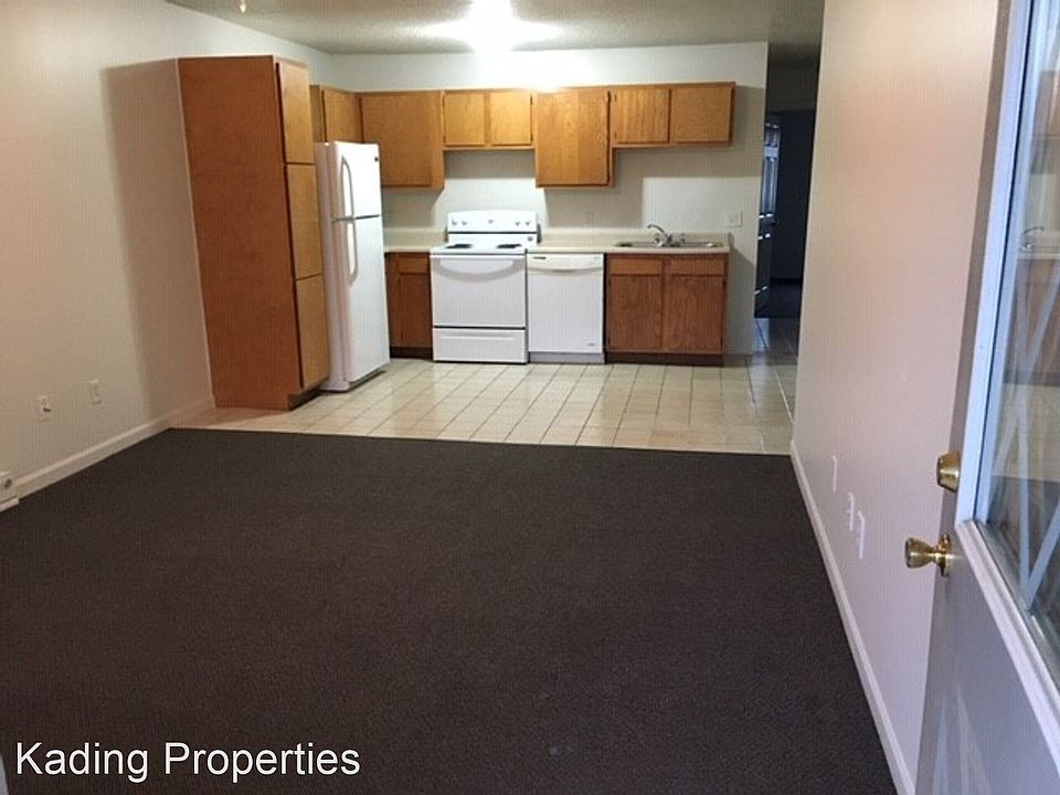 1st image of 1660 S 15th Ave W #9901097