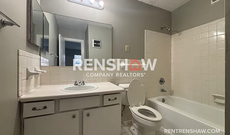 3210 Thirteen Colony Mall #3A — Photo 13