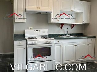 220 Conkey St #2F, Hammond, IN 46320