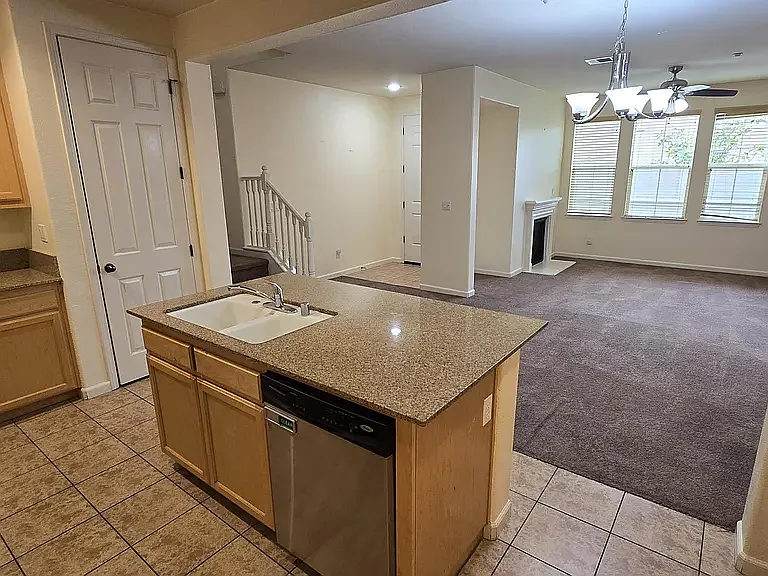 5066 Fioli Loop — Photo 12