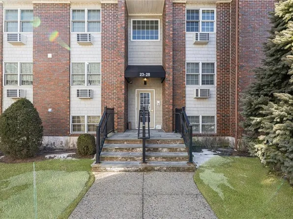 669 Metacom Ave Unit 26, Bristol, RI 02809