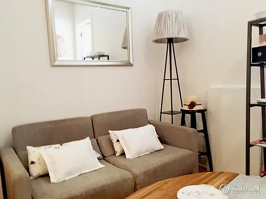 Rented by Kian Realty | media 16